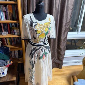 Embroidered Mesh Dress Floral Birds Ivory Black Waist Stripe Size 8 NEW